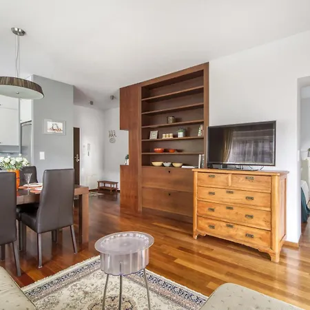 Appartamento M&r Airport&business Marina Mokotow - 4 People - Parking - Fast Wifi - Netflix - Self Check-in - Terrace - Guarded Estate - 6 Min From Chopin Airport Varsavia