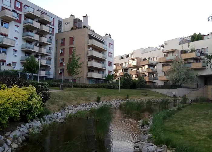 M&r Apartament: Airport-adjacent Business With Terrace * Warsaw