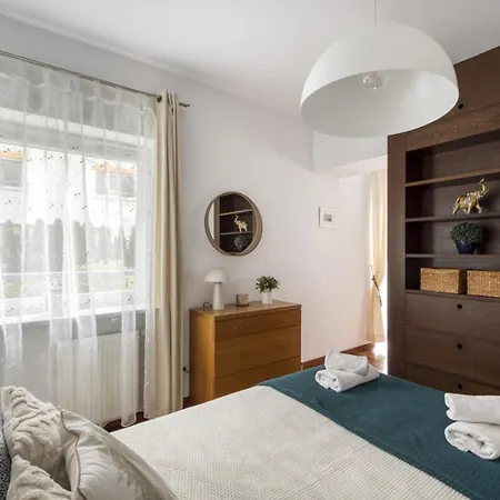 Apartman M&r Airport&business Marina Mokotow - 4 People - Parking - Fast Wifi - Netflix - Self Check-in - Terrace - Guarded Estate - 6 Min From Chopin Airport