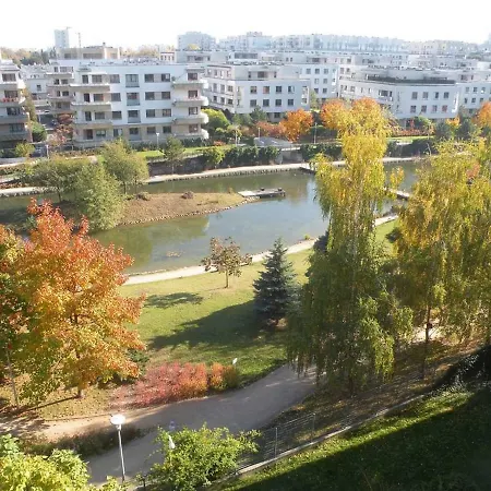 M&r Airport&business Marina Mokotow - 4 People - Parking - Fast Wifi - Netflix - Self Check-in - Terrace - Guarded Estate - 6 Min From Chopin Airport Apartman Varsó